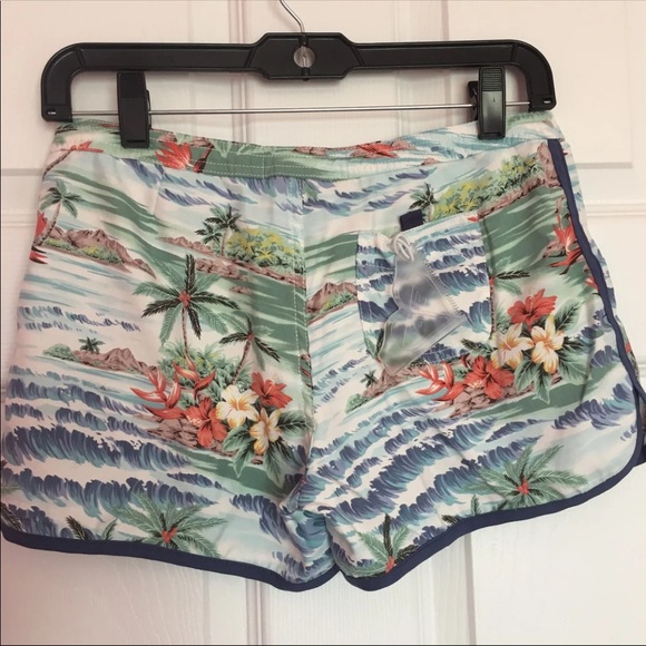 SOLD! Roxy Junior Board Shorts / Swim Cover: 1 - Picture 3 of 5